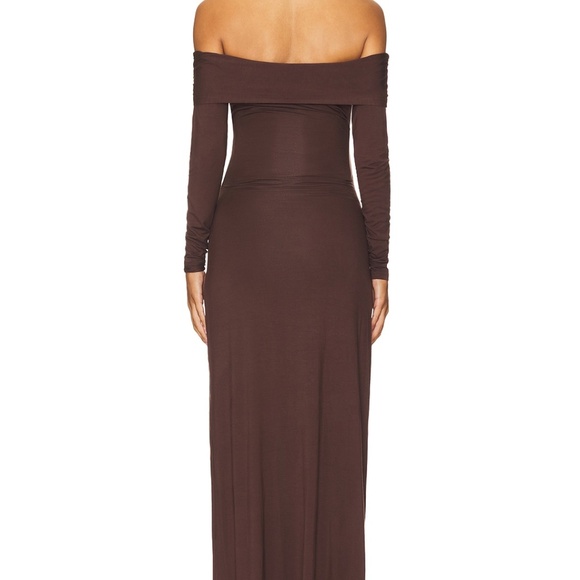 BUMPSUIT Off The Shoulder Evening Dress - Picture 3 of 14